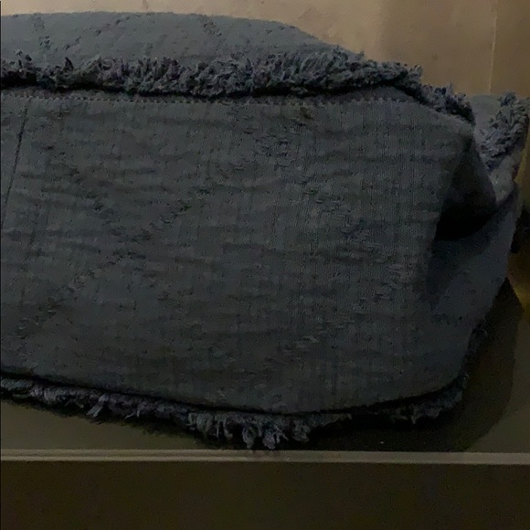 Chanel N0523 large shopping bag in navy - Picture 3 of 8